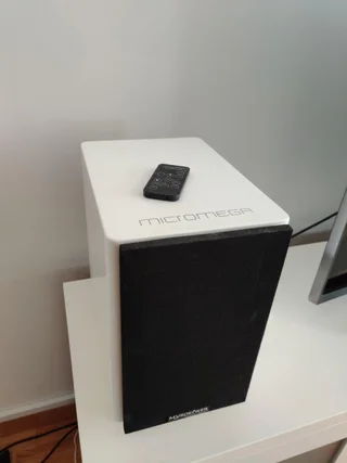Micromega MySpeaker BT aktiva h&ouml;gtalare Vita komplett med Original kartong