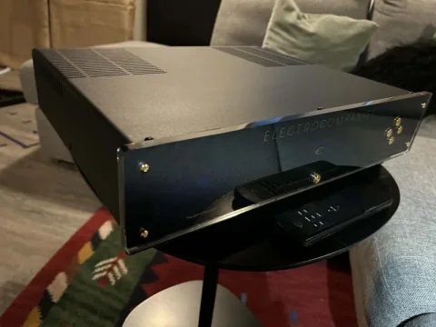 electrocompaniet ec 4,7 förförstärkare electrocompaniet ec 4,7 förförstärkare