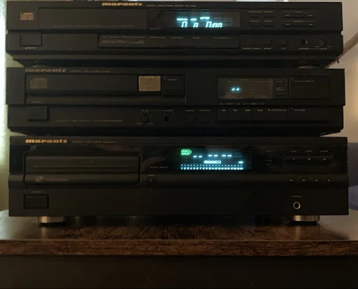 Klassiskt Marantz-torn &ndash; CD-65, CD-75DX (Digital Monitoring) & CD-42 mkII - Bild 5 av 5