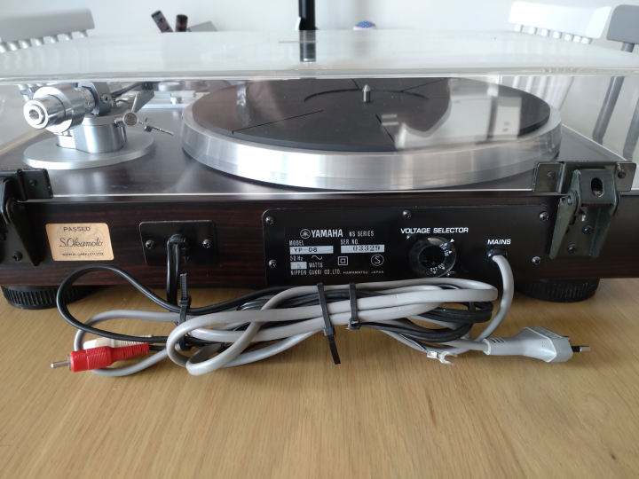 Yamaha YP-D8