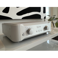 Esoteric E-02 Phono Stage