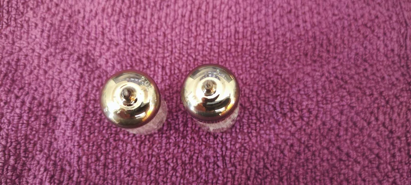Matchat par Telefunken ECC81 (NOS) med 45-graders "O" getter - Bild 7 av 7