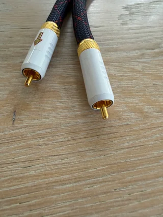 IXOS 1100-50 &ndash; RCA stereokabel, ca 0,5 m