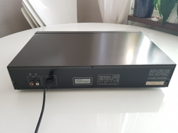 Technics SL-PG370A  CD-Spelare