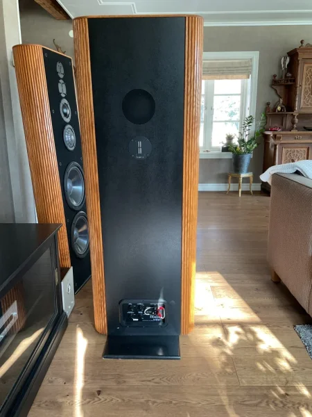 Infinity Kappa 9 Infinity Kappa 9 - Bild 3 av 10