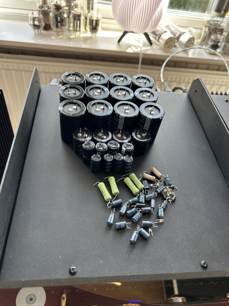 Electrocompaniet EC4R, AW-PRO1 - Bild 2 av 4