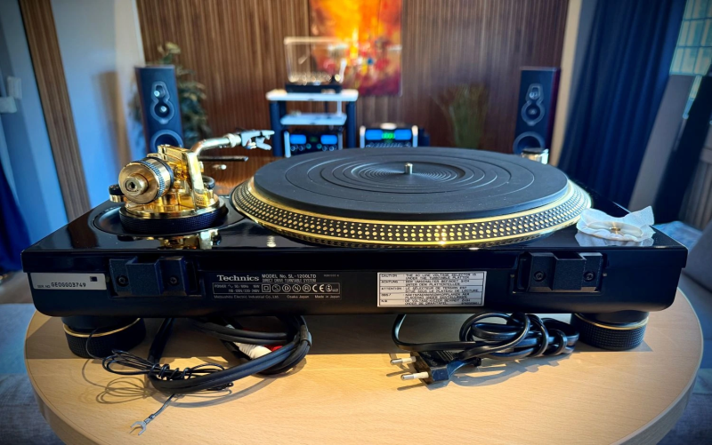 Technics SL-1200LTD - Pre-owned - Bild 6 av 6