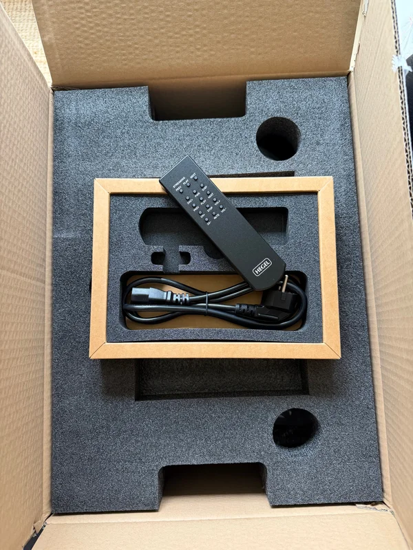Hegel D50 Raven DAC - Bild 3 av 4