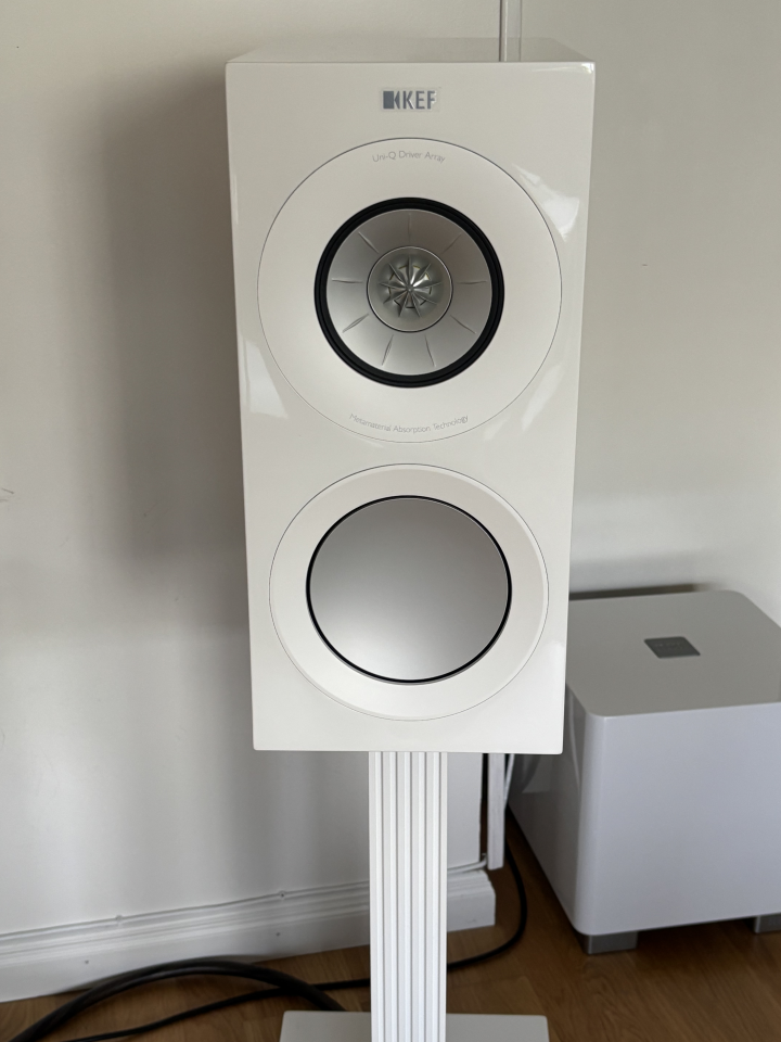 Kef R3 Meta