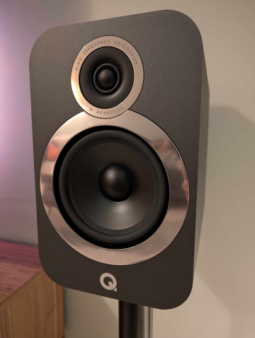 Q Acoustics 3030i stativhögtalare 