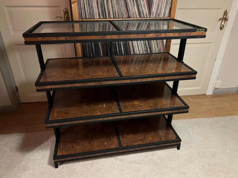 Solid tech - Bild 1 av 1