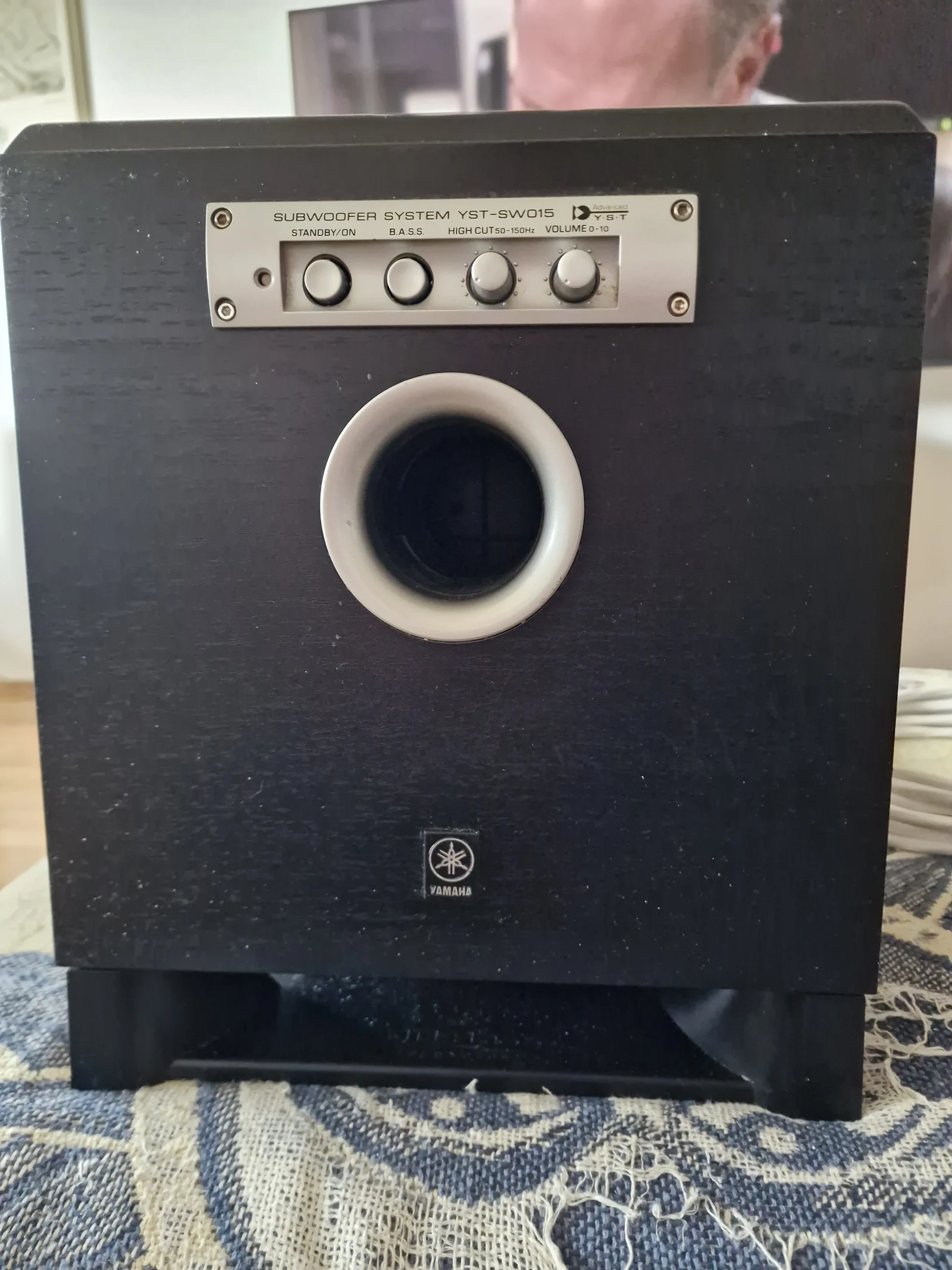 Yamaha YST-SW015