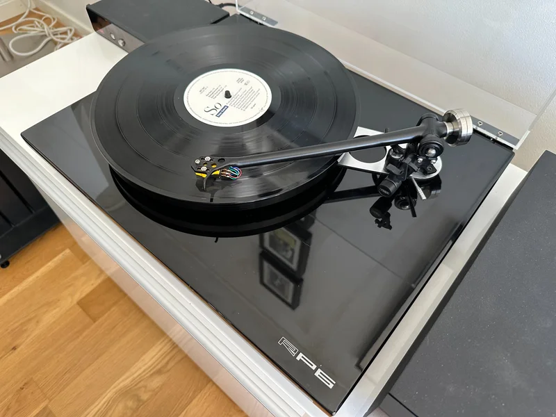 Rega RP6 skivspelare - Bild 6 av 14