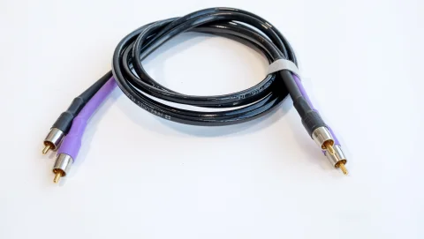 Analysis Plus Copper Oval-in RCA 1.0 Meters