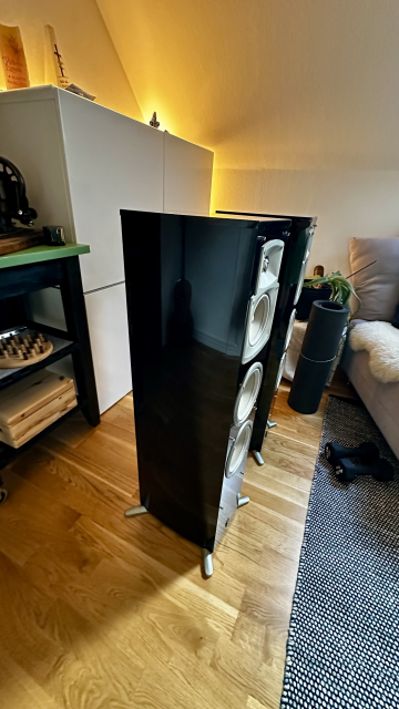 Golvhögtalare Yamaha NS 555