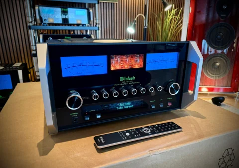 McIntosh MA12000 - Demoex