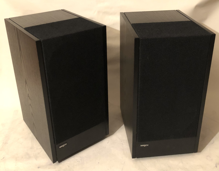 Mirsch OM 3-28 i nyrestaurerat toppskick  - Bild 2 av 9