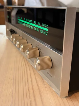 Harman Kardon 330b
