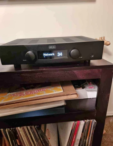Hegel H120 stereoförstärkare 