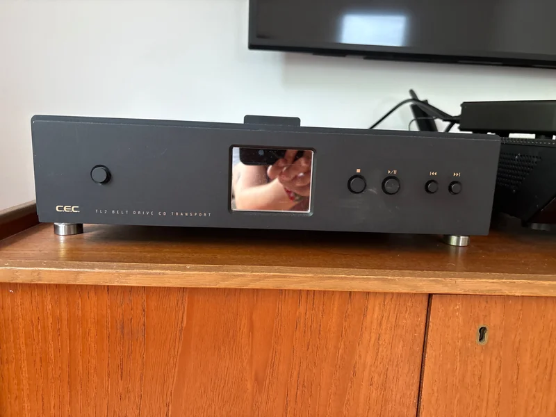 CEC TL2 High-end cd transport CEC TL2 High-end cd transport - Bild 1 av 4