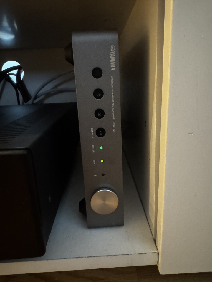 Yamaha WXC-50 Streamer/försteg