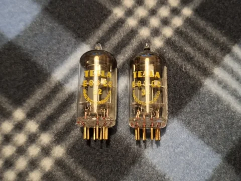 E83CC Tesla Yellow Print Gold Pins (ECC83) NOS radiorör