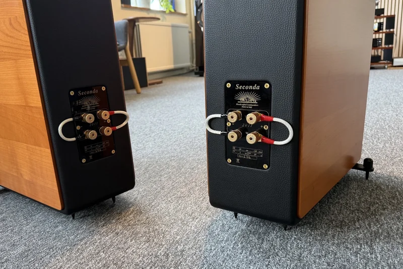 Opera Loudspeakers - Classica Seconda - Begagnade golvh&ouml;gtalare - Bild 4 av 4