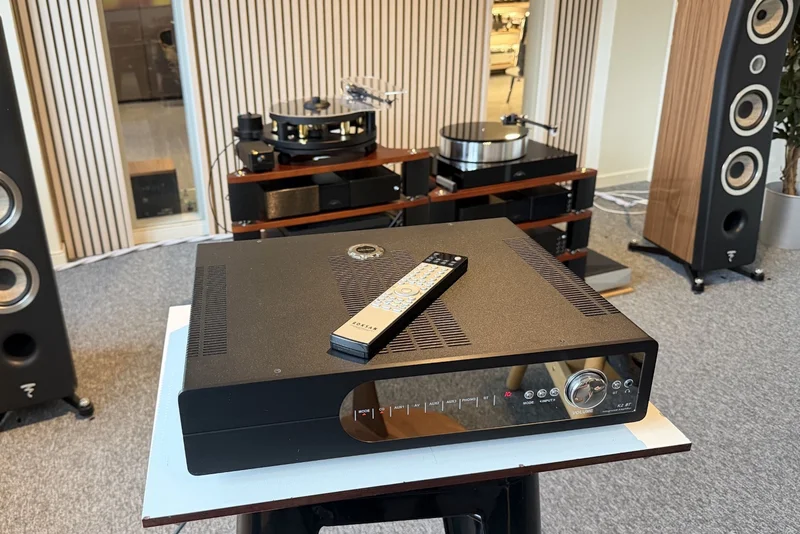 Roksan Kandy K2 - Begagnad förstärkare Roksan Kandy K2 - Begagnad förstärkare - Bild 1 av 2