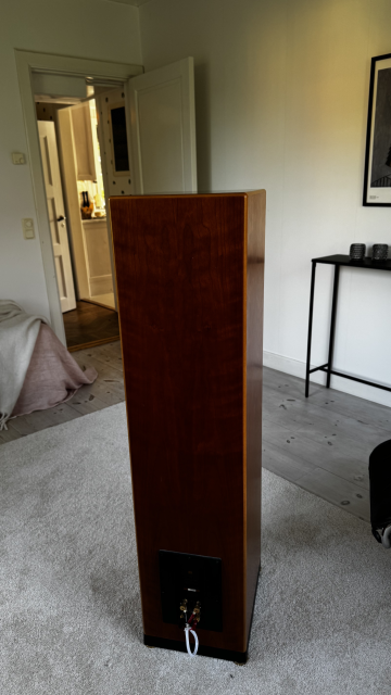 KEF Reference Model Four-Two high end högtalare