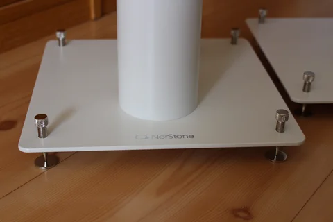 Nor Stone H&ouml;gtalarstativ