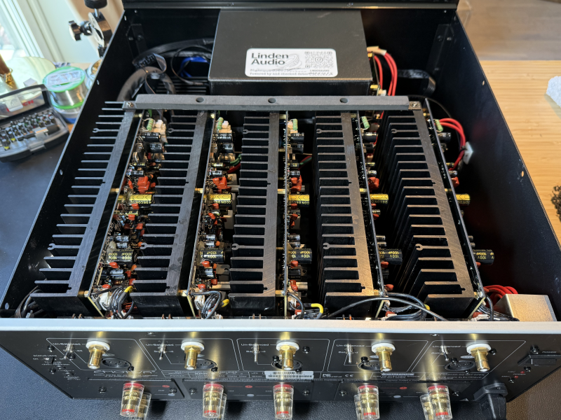 Emotiva XPA-5 gen 2 (5x200W) Emotiva XPA-5 gen 2 (5x200W) - Bild 4 av 5
