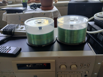 FOSTEX CR200 Professional CD Recorder