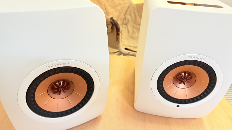KEF LS50 Wireless II vit - Bild 1 av 2