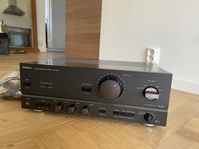 Technics f&ouml;rst&auml;rkare - Bild 1 av 3