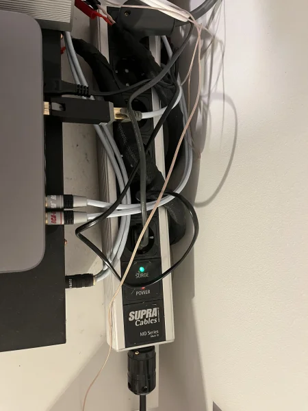 Supra kablar  - Bild 1 av 2