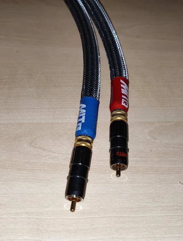 MIT MI-Oracle V2.1 RCA 1.0m MIT MI-Oracle V2.1 RCA 1.0m - Bild 3 av 4