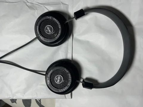 Hörlurar av märket Grado...önskas köpa......