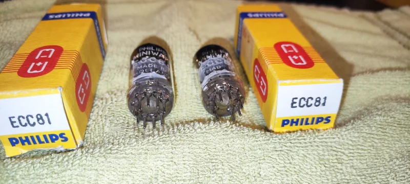 Machat par Philips Miniwatt ECC81 NOS 50 tale unikt tillf&auml;lle! - Bild 3 av 7