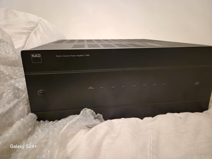 NAD T975 7.1 slutsteg