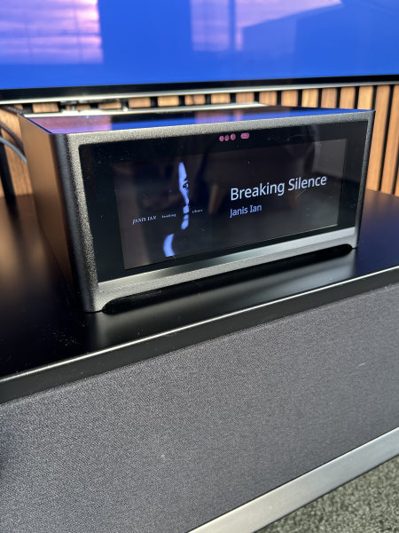 NAD M10 V1 - Bild 1 av 1