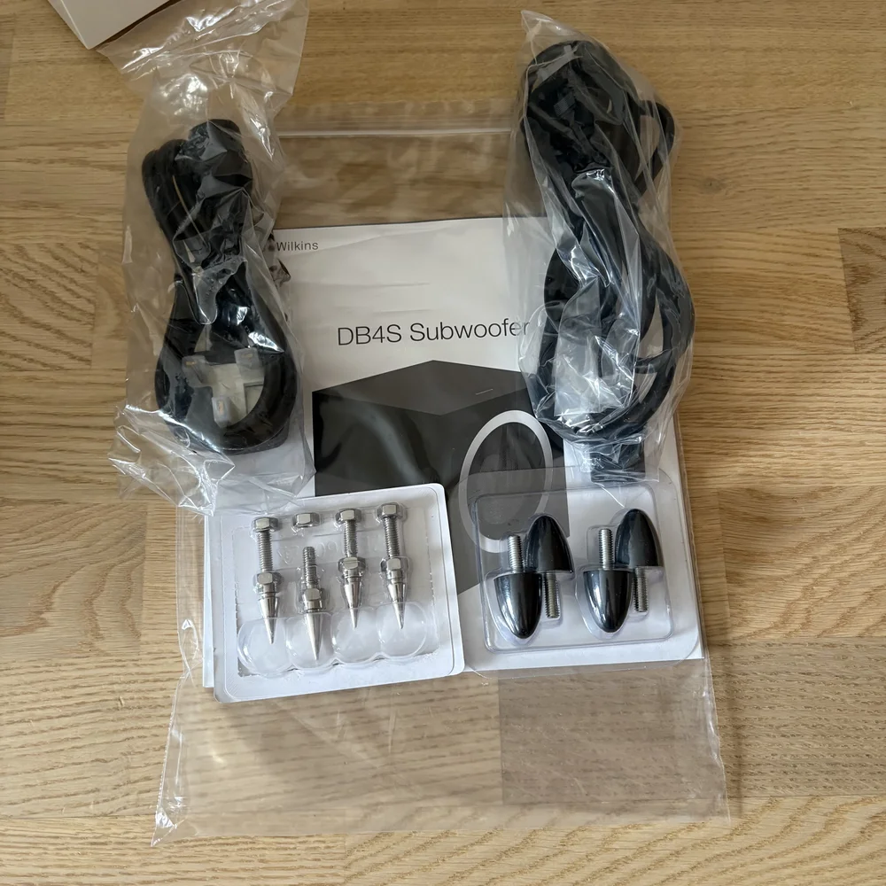Bowers &amp; Wilkins DB4S (Satin White) - Bild 4 av 5