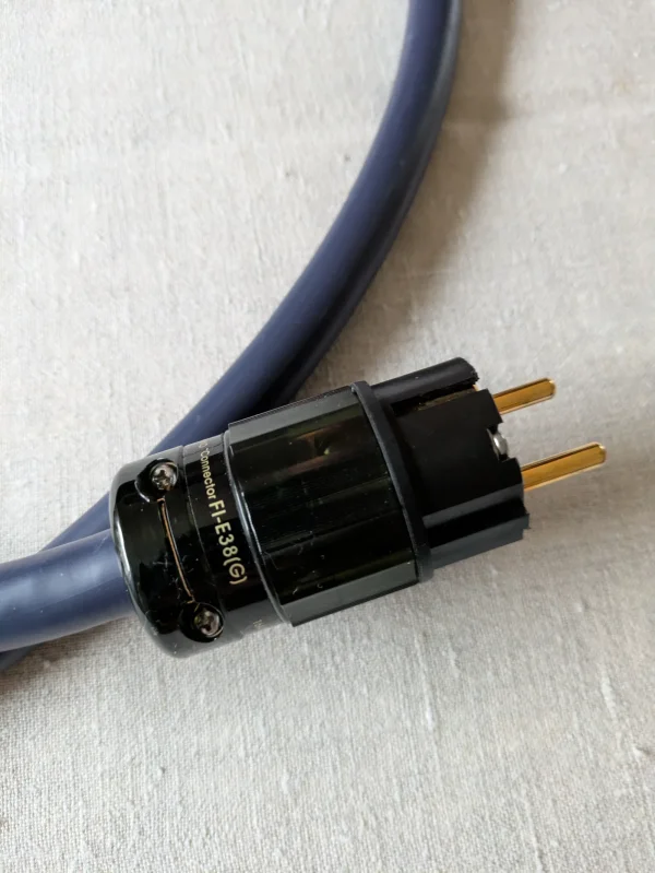 Furutech nätkabel Furutech nätkabel - Bild 3 av 3