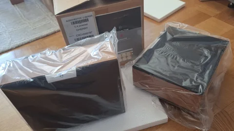 Audiovector C-X nya vägghögtalare i kartong cherry shie...