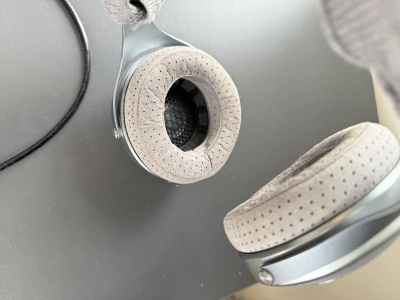 Focal Clear OG + Moon Audio Black Dragon 4 pin XLR (Furutech) 5 ft - Bild 5 av 5