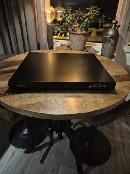 Isoacoustic zaZen II - Bild 1 av 4