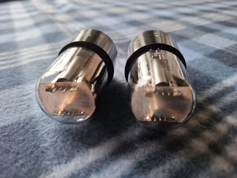 GE 6SL7GT – NOS Matchat Par – Nickel Plates – Side Getter – Originalkartonger GE 6SL7GT – NOS Matchat Par – Nickel Plates – Side Getter – Originalkartonger - Bild 6 av 8