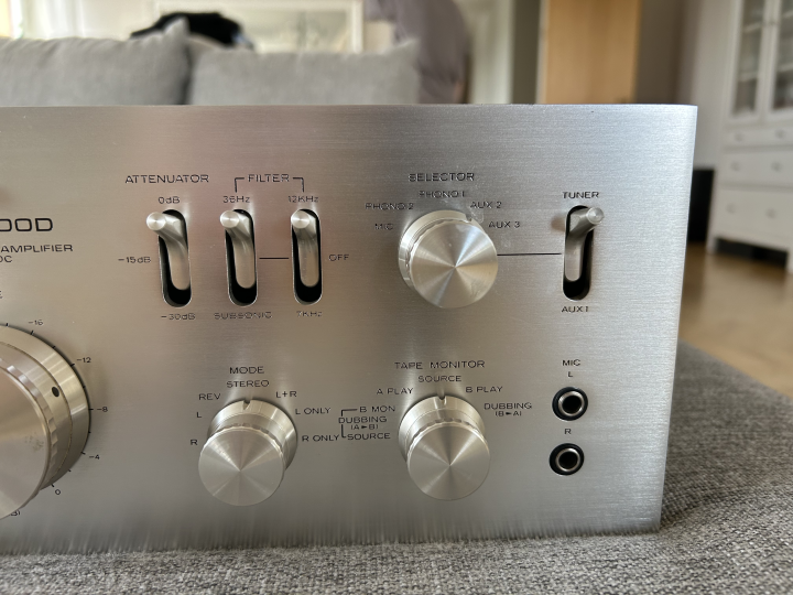 Kenwood 700C Försteg