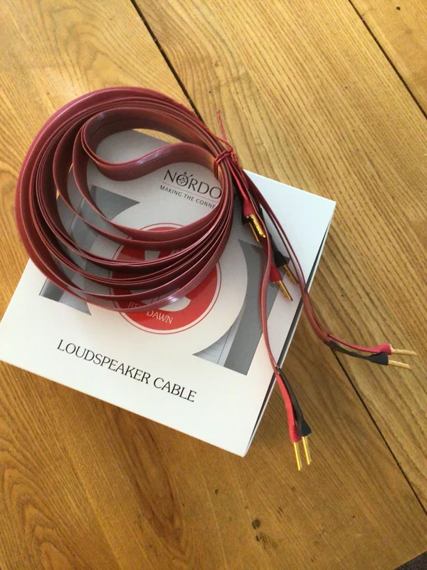 NORDOST Red Dawn 2.5 m banan-banan NORDOST Red Dawn 2.5 m banan-banan - Bild 1 av 1