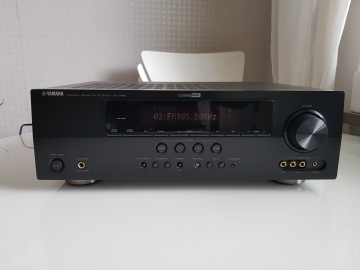 Yamaha RX-V665 Receiver