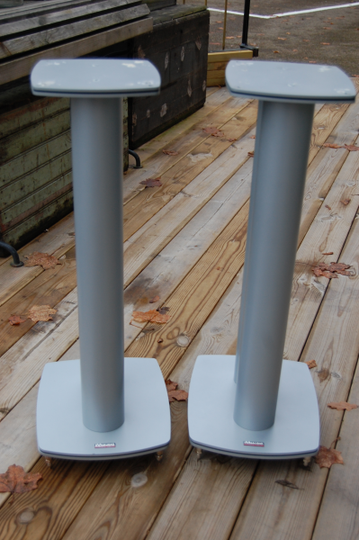 Dynaudio Stand 4 - Bild 2 av 2